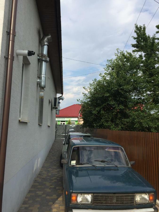 Apartamentu Hostel Zalishchyky Zewnętrze zdjęcie